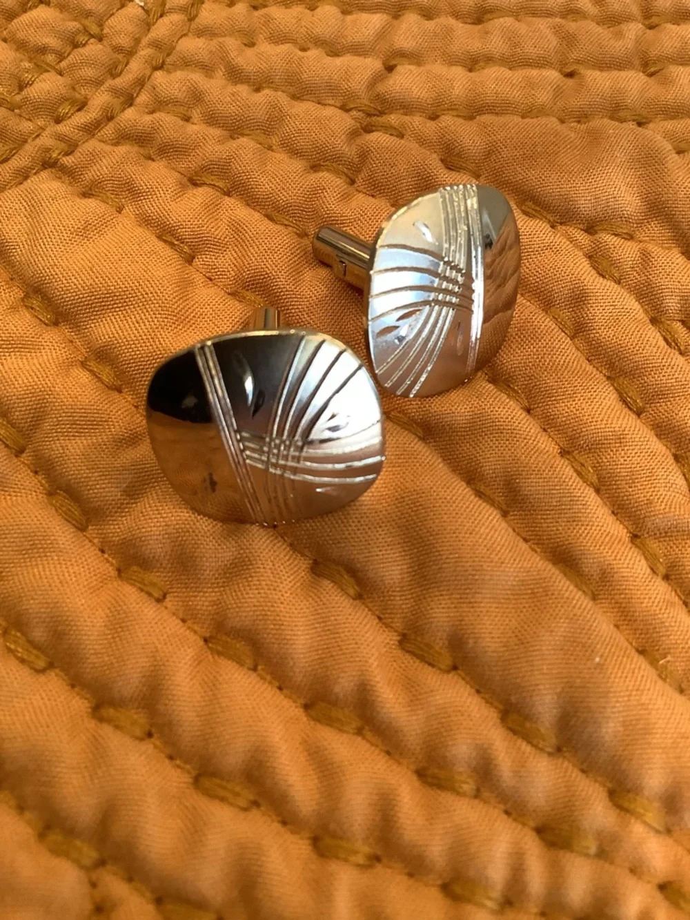 Lot of Classic Cufflinks and Tie Clip - Elegant Geometric Designs